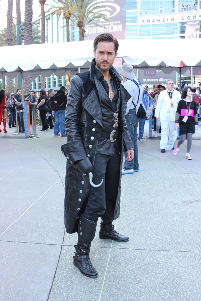 Hook — Once Upon A Time Best Wondercon Cosplay 2017 Popsugar Tech Photo 50