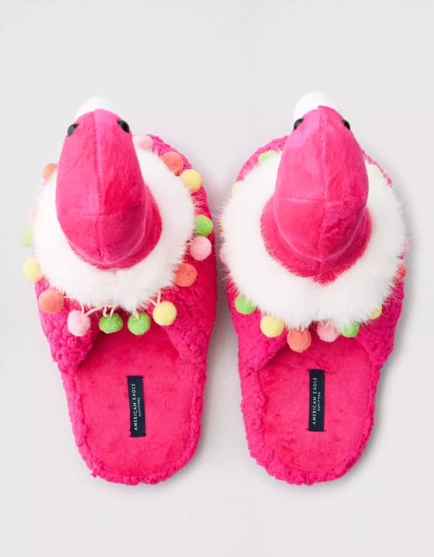 These Pink Flamingo Slippers From AE Are So Over the Top POPSUGAR Smart Living