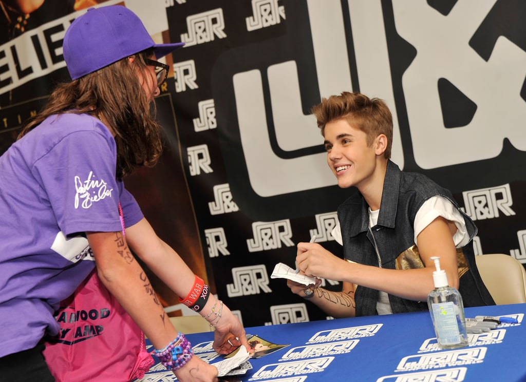 Not your ordinary meet-and-greet! Instead of quickly signing autographs, Justin engaged with each of his fans back in 2012.
