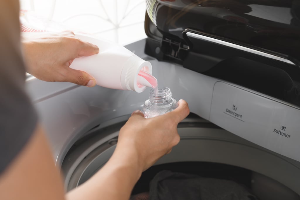 How to Clean a Top-Loading Washing Machine