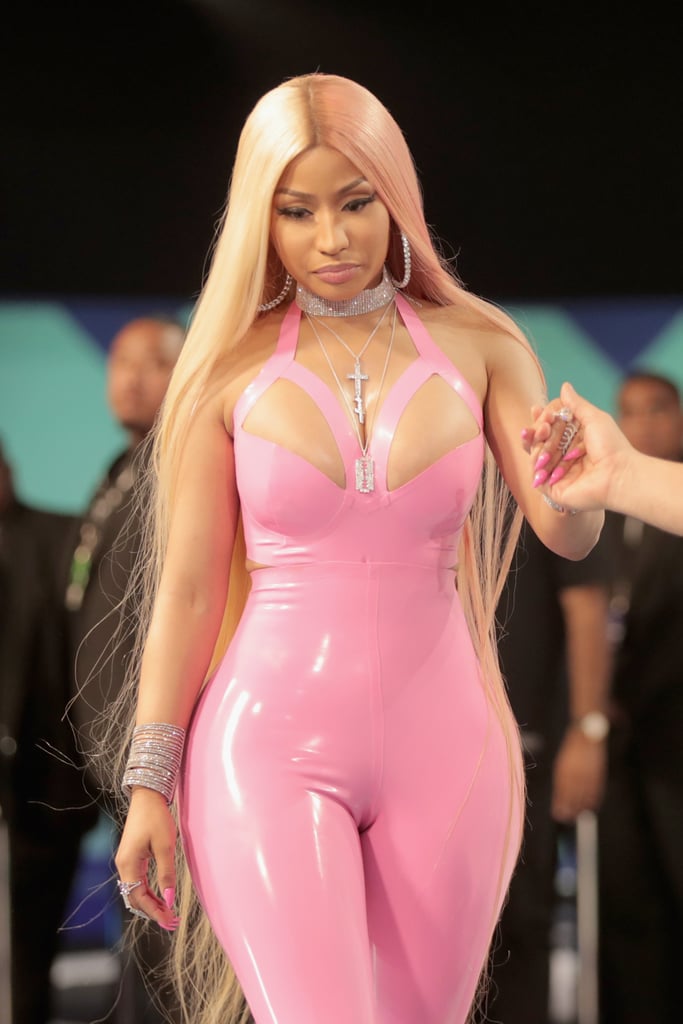 Nicki Minaj Long Pink And Blonde Hair 2017 Mtv Vmas Nicki Minaj Hair 2017 Mtv Vmas