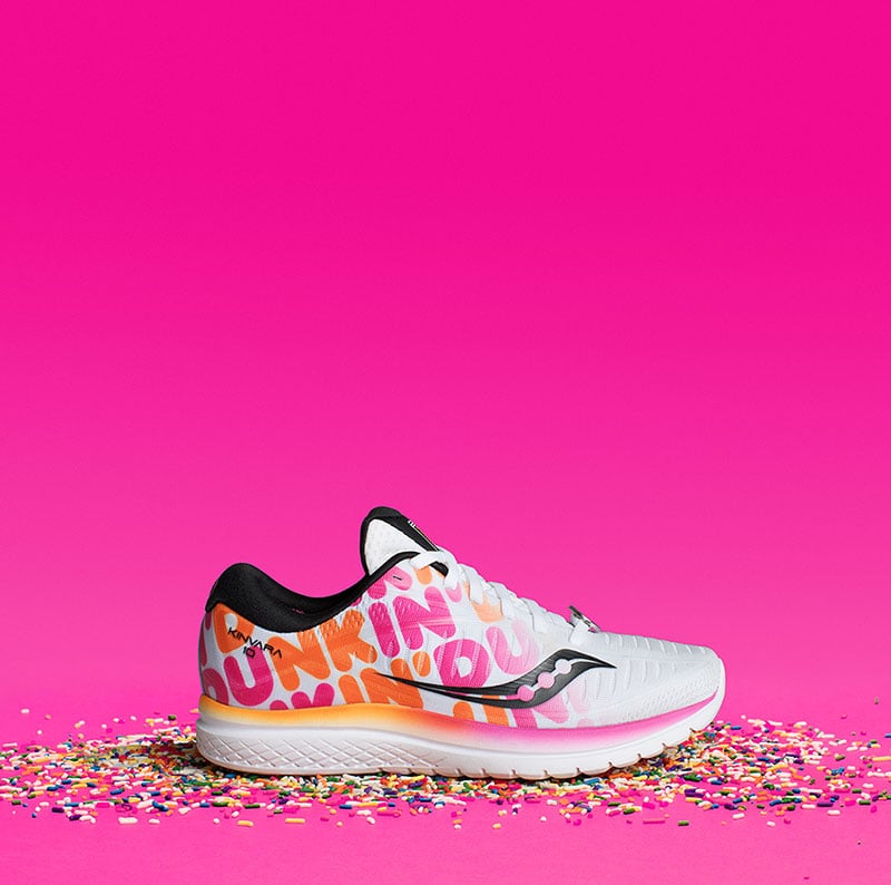 It comes with three sets of laces: white, pink, and orange.