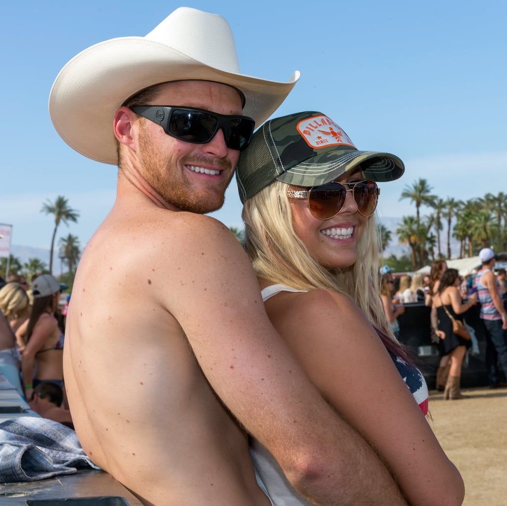 A Couple Embraced At 2014 S Stagecoach Cute Couples At Summer Music Festivals Popsugar Love