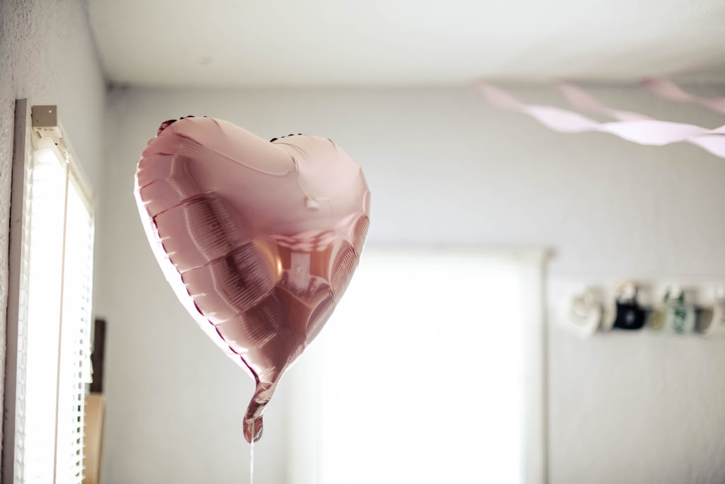 情人节放大背景:心脏气球