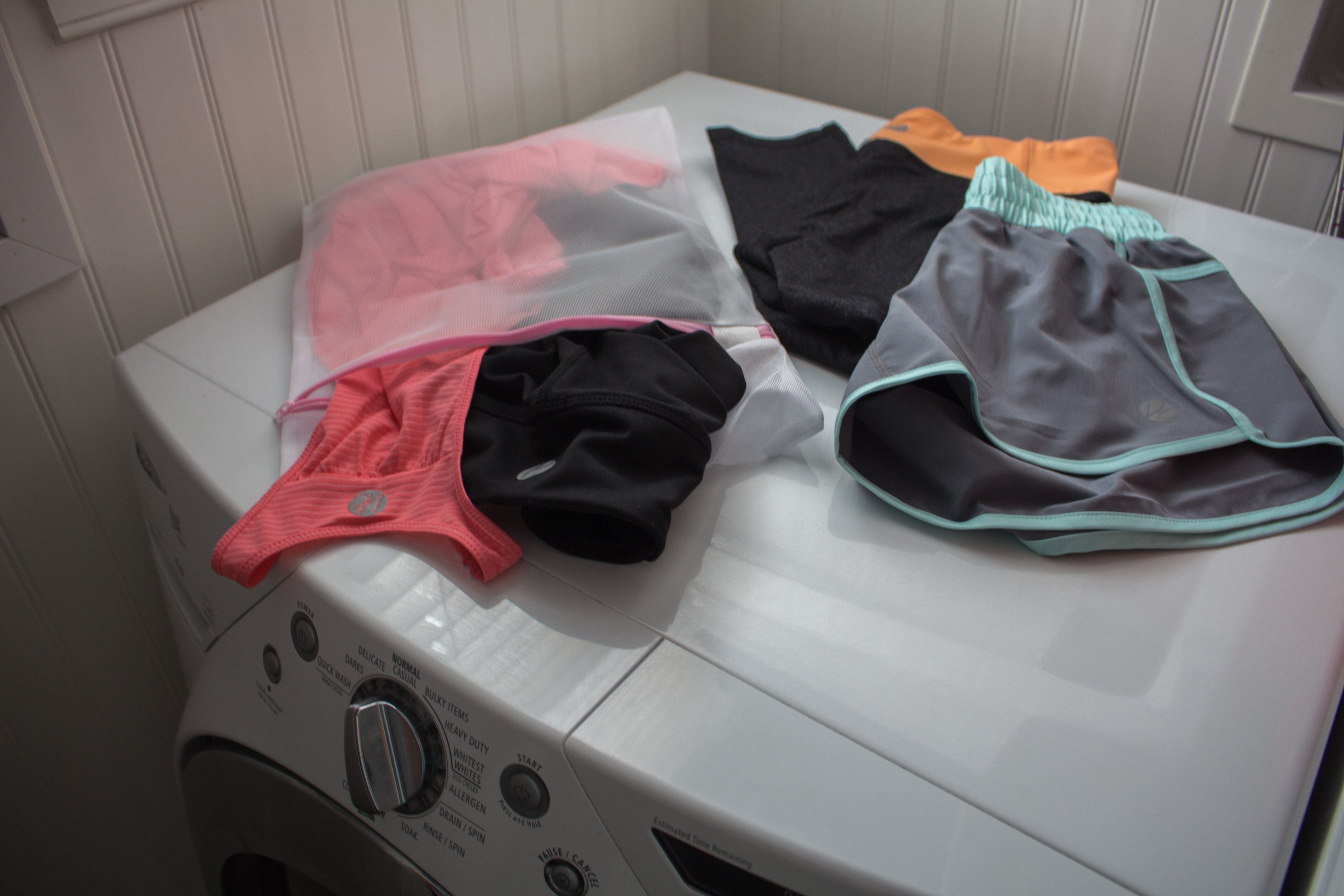 How To Wash Workout Clothes According To The Experts - Chatelaine