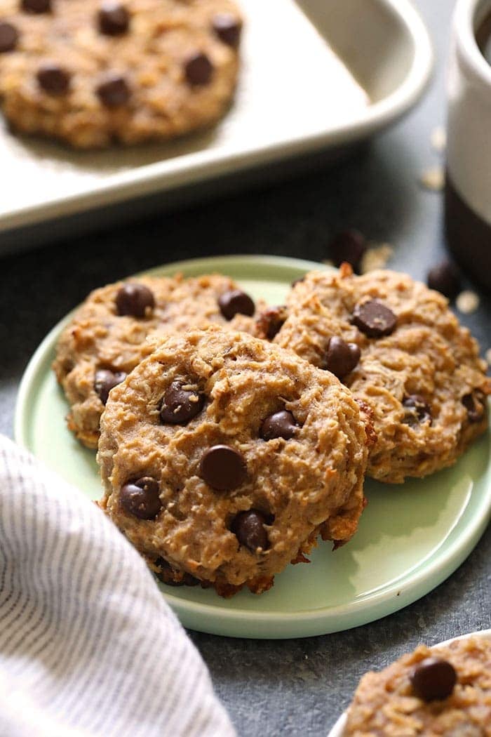 Vegan Peanut-Butter Breakfast Cookies