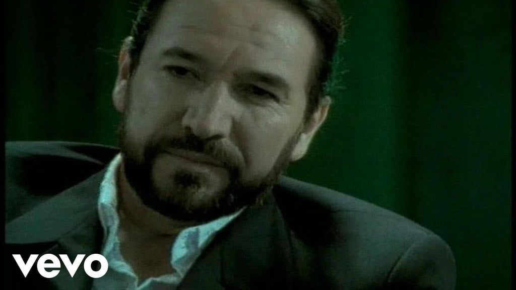 2004: "Mas Que Tu Amigo" by Marco Antonio Solis