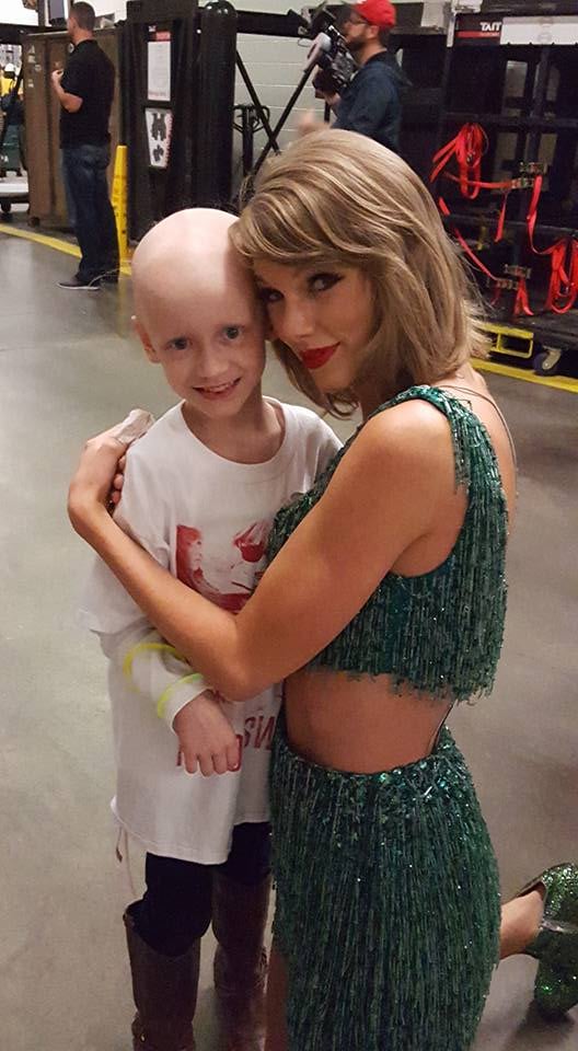 Taylor Swift With Fan With Cancer Picture Popsugar Celebrity Photo 3