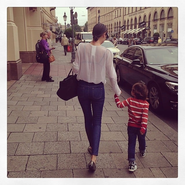 Miranda Kerr and Flynn Bloom walked hand-in-hand down the street. 
Source: Instagram user mirandakerr