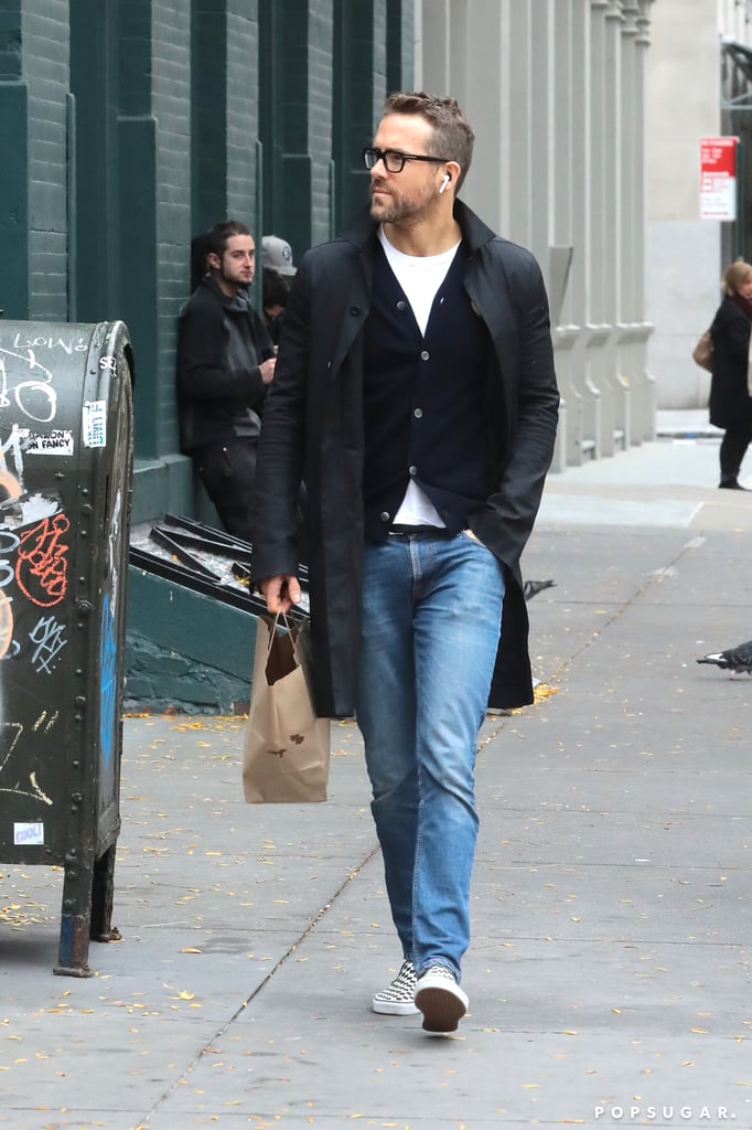 Ryan Reynolds Out in NYC Pictures November 2017