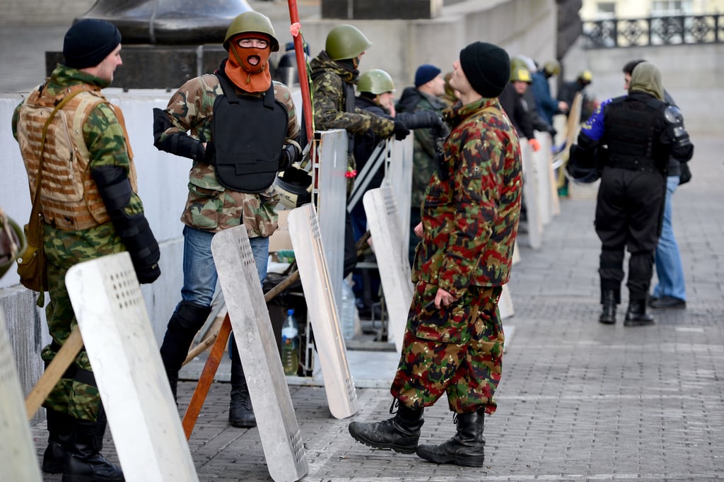 Kiev's Independence Square Becomes a Shrine | Pictures