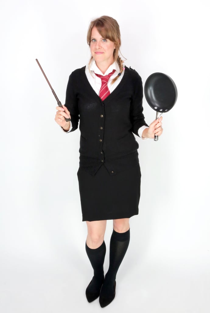Easy Cosplay Costumes: Rapunzel as a Gryffindor Student