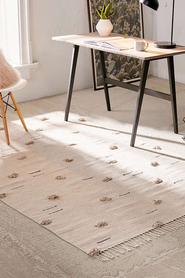 Tufted Pom Rug