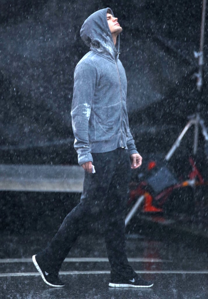 Jamie Dornan Running in Rain | Fifty Shades of Grey Photos