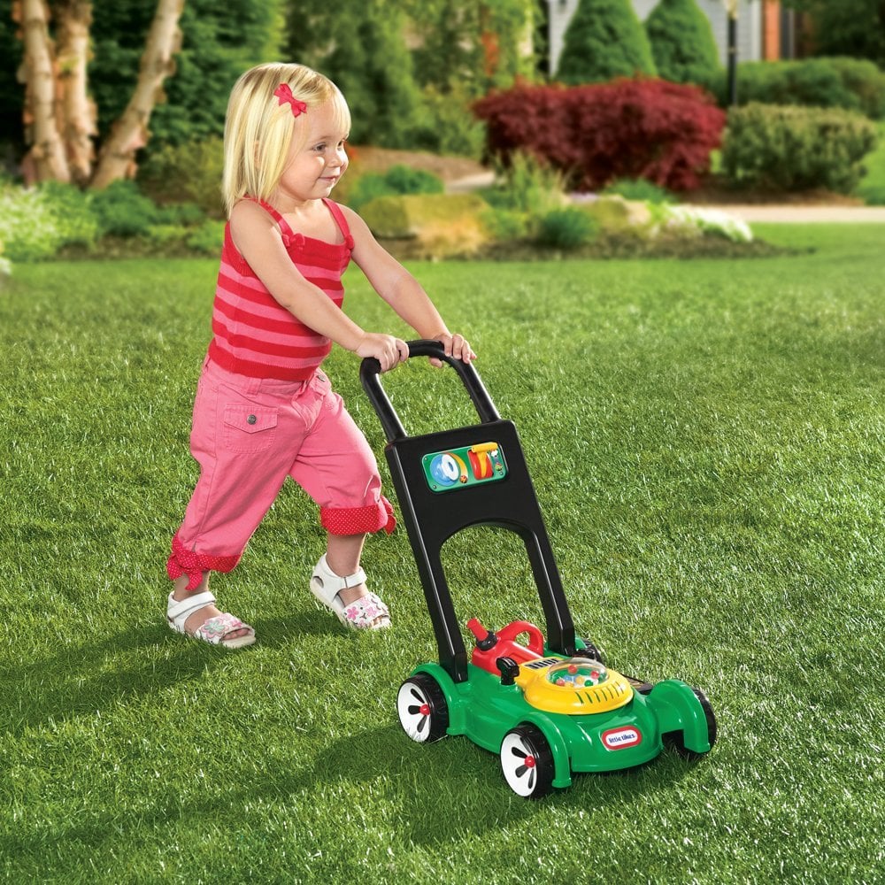 两岁的草坪玩具:小是否气体' n割草机