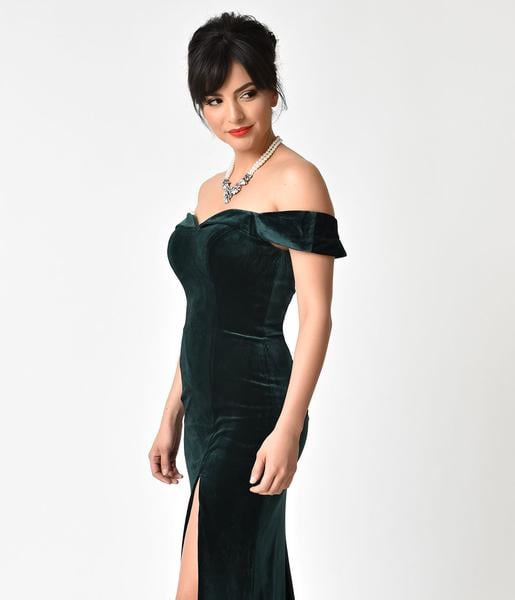 Hunter Green Velvet Bateau Neckline Cap Sleeve Gown