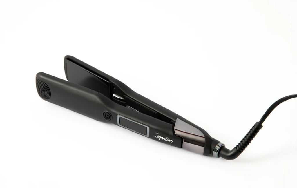 Signature by Dionne Smith Maxi Hair Straightener & Curler