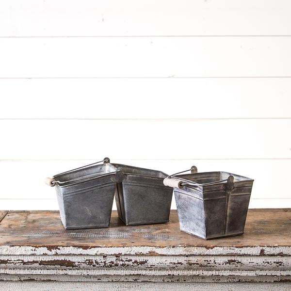 metal berry baskets
