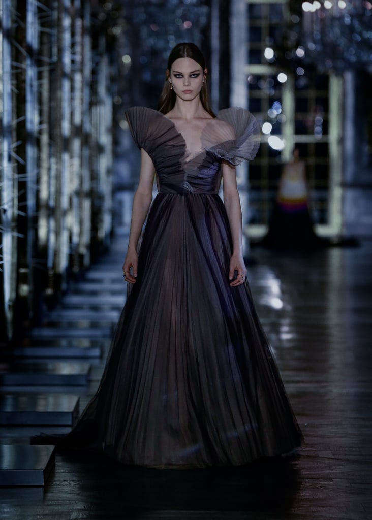 Dior Fall/Winter 2021 Fashion Show Photos and Review