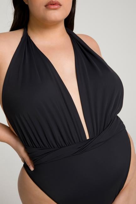 Good American Waist Cincher One Piece Khlo Kardashian Shows Off