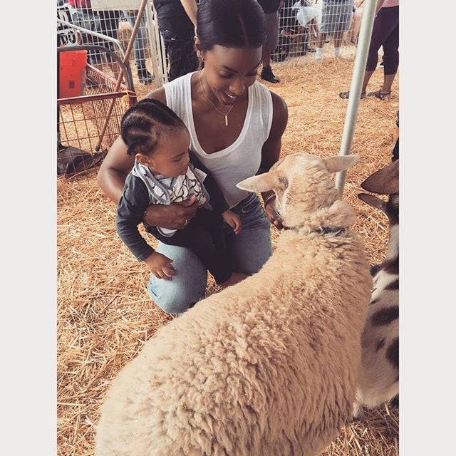 Kelly Rowland and Son at Pumpkin Patch Photos