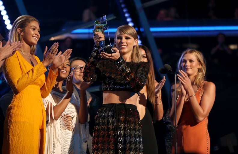 Taylor Swift Accepting an Award at the 2015 VMAs