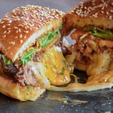 برغر Big Smoke Burger بالجبن المدخّن