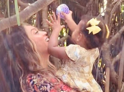 Beyoncé With Rumi and Sir Pictures December 2018 | POPSUGAR Celebrity