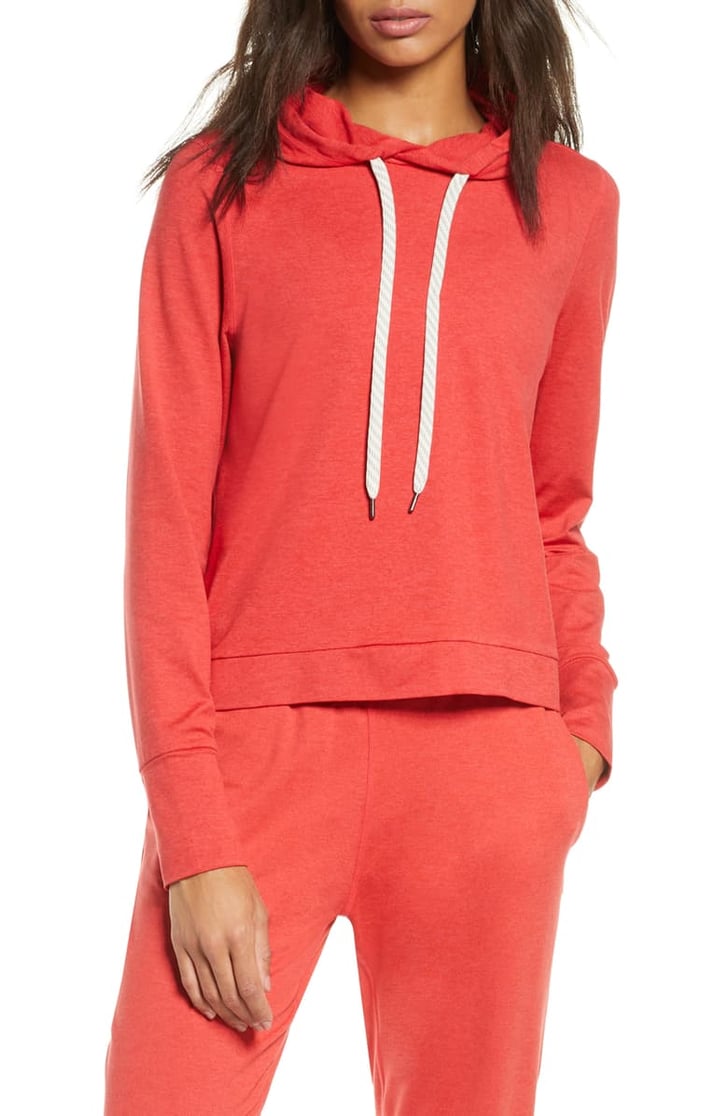 Vuori Halo Performance Hoodie Stylish Sweatsuit Sets For Women