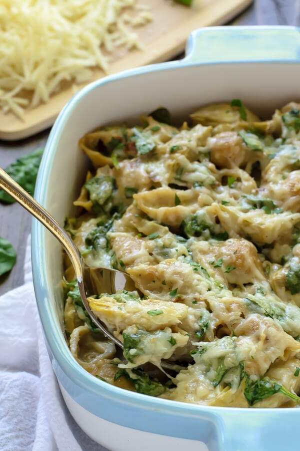 Spinach Artichoke Macaroni and Cheese