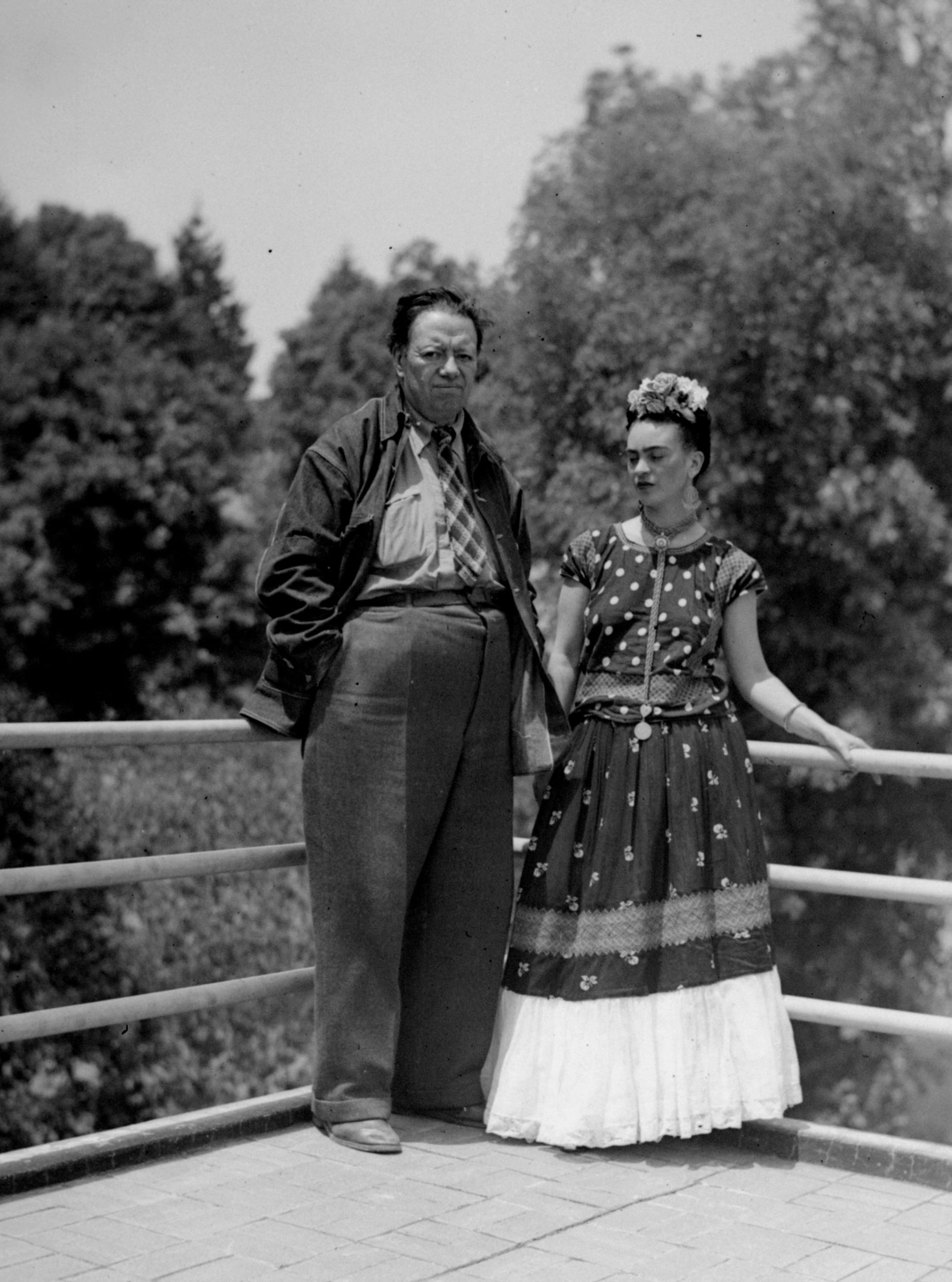 Diego Rivera and Frida Kahlo | 12 Celebrity Couples You'll Want to