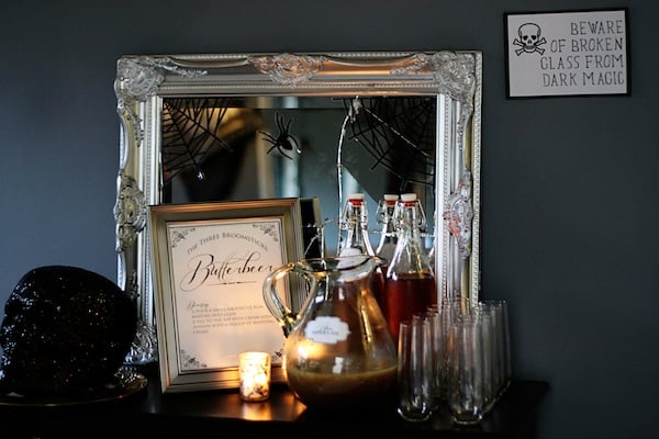 Go to Hogwarts With This Harry Potter Halloween Party