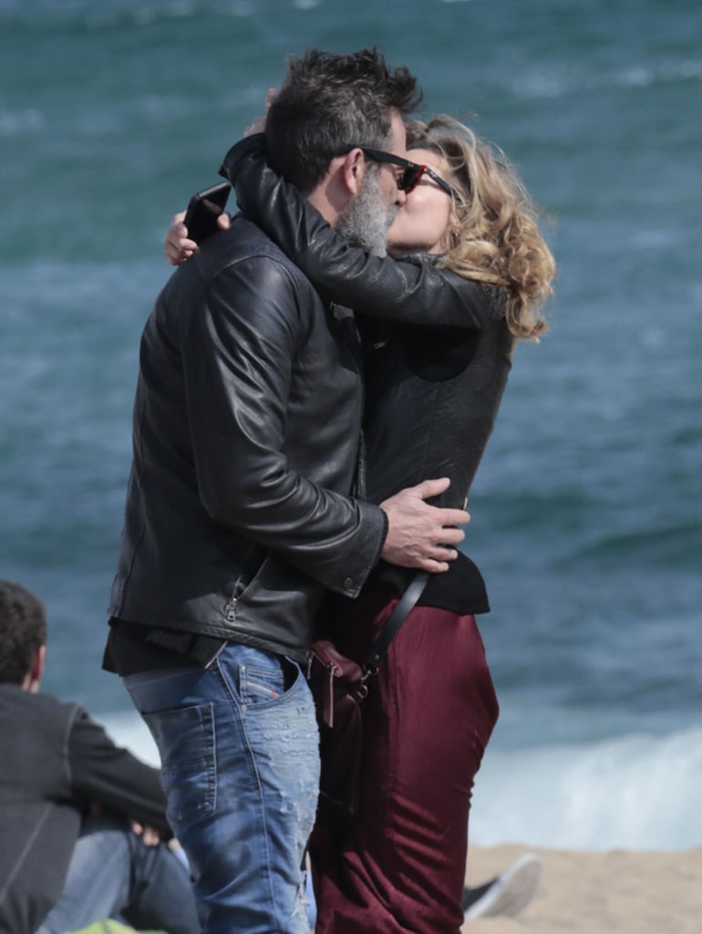 Jeffrey Dean Morgan and Hilarie Burton Kissing in Spain 2017