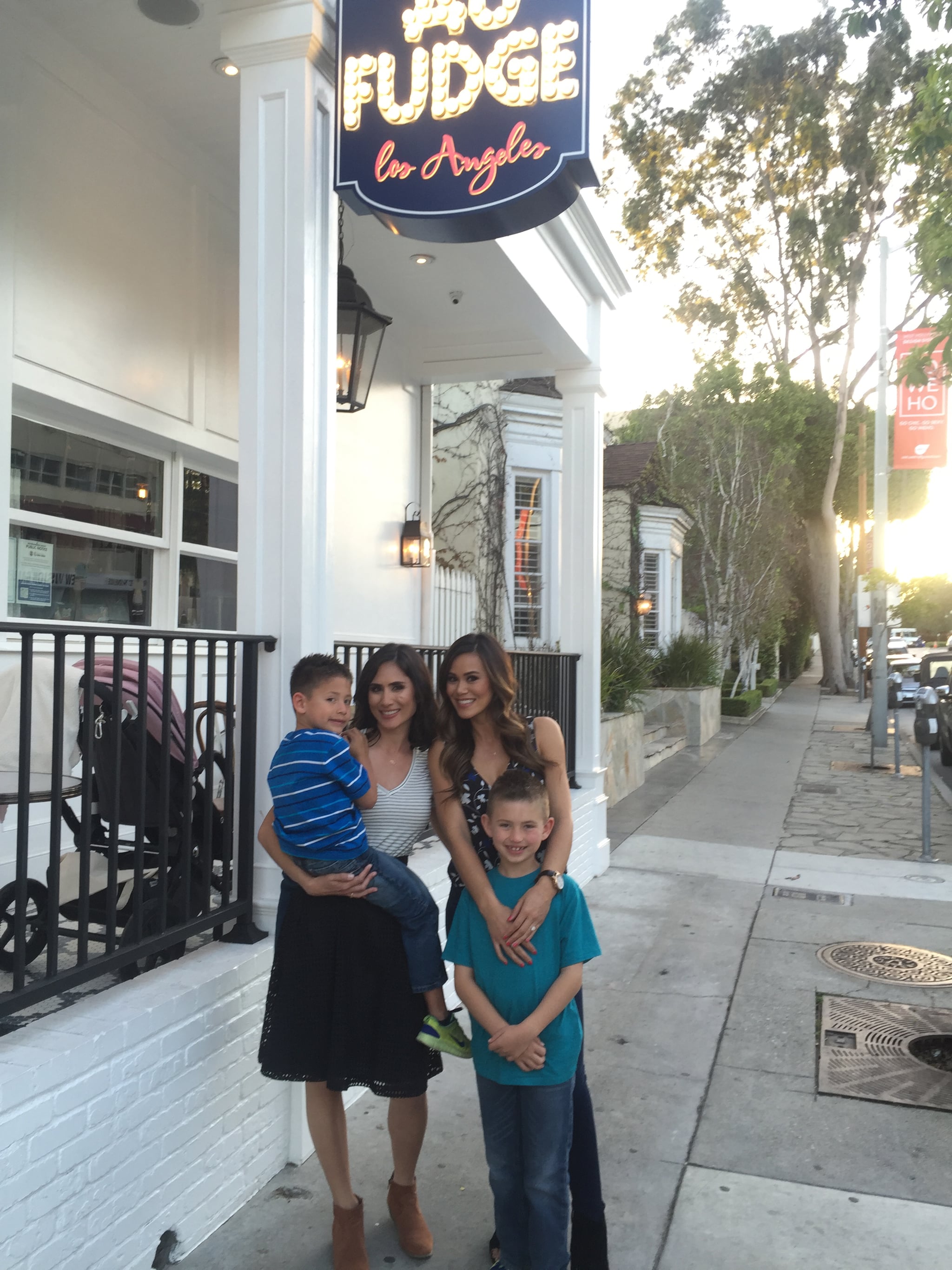 Jessica Biel S Au Fudge Review Popsugar Food Jessica biel at au fudge. jessica biel s au fudge review