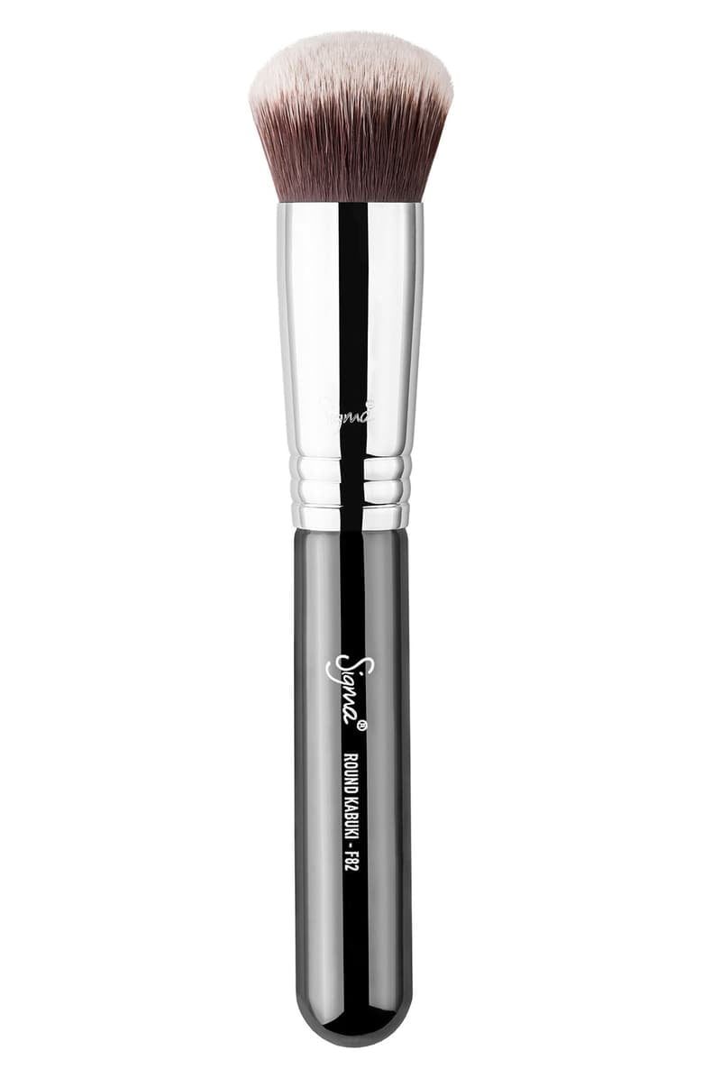 Sigma Beauty F82 Round Kabuki Brush