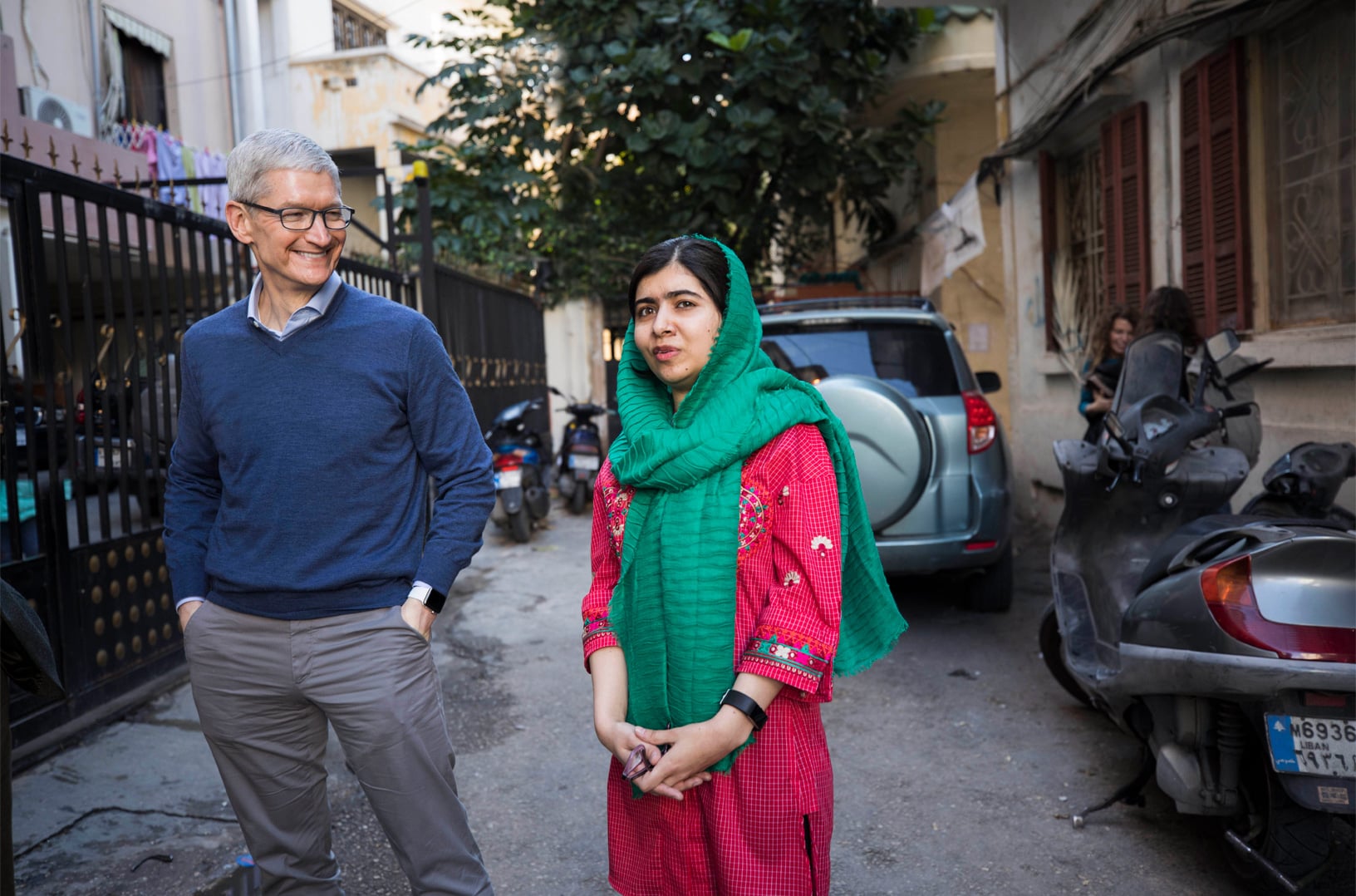 ugentlig himmel Mona Lisa Apple CEO Tim Cook Joins Malala Fund Council | POPSUGAR News