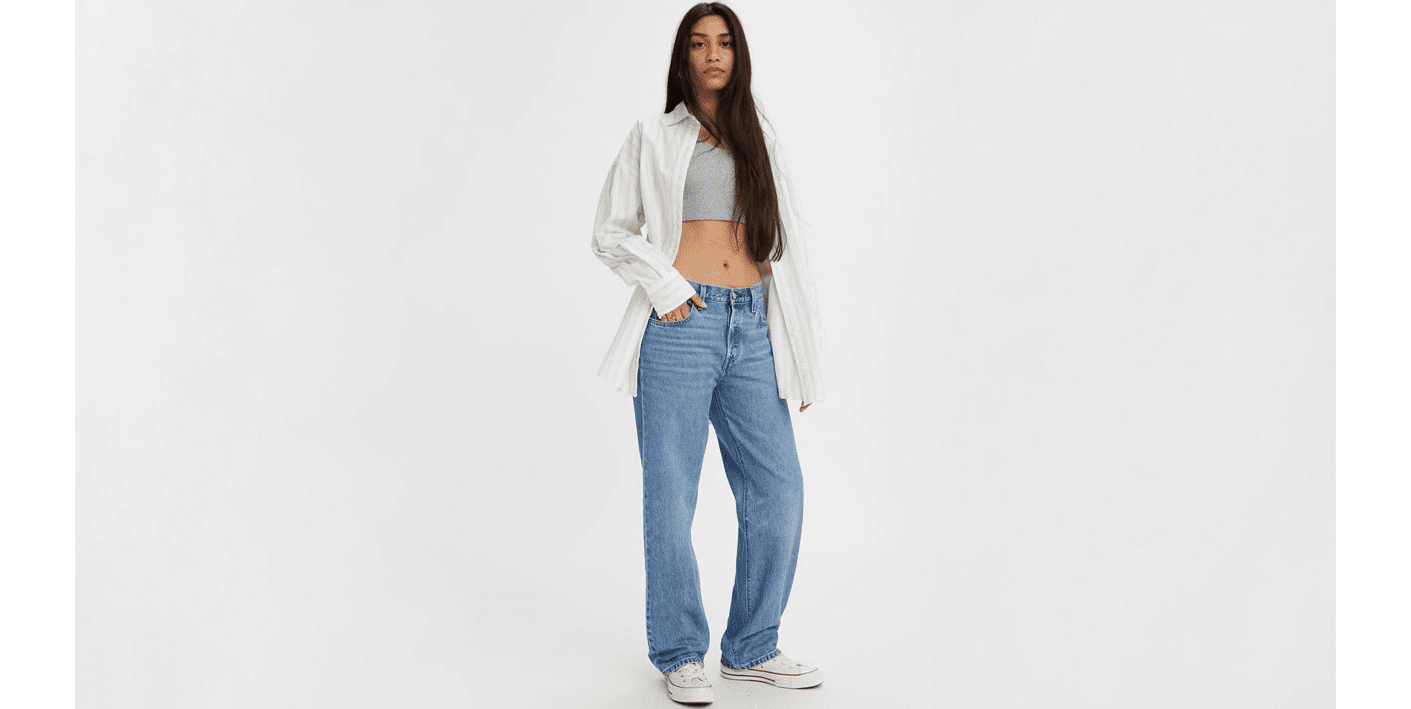 Dua Lipa's Low - Rise Jeans Give Way for a Disputed 2000s Thong Trend –  Fonjep News - Prada окуляри жіночі сонцезахисні з градієнтом