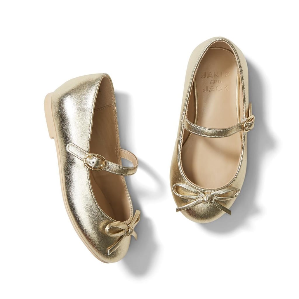 For Everyday Wear: Girl Metallic Bow Flats