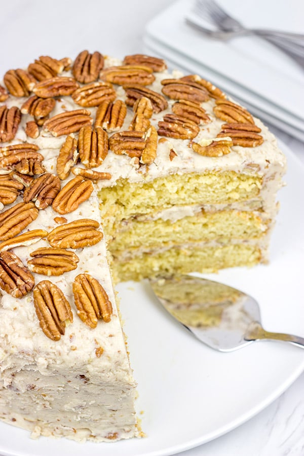 Southern Pecan Praline Cake