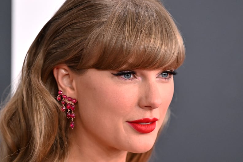 what red lipstick does taylor swift wear?