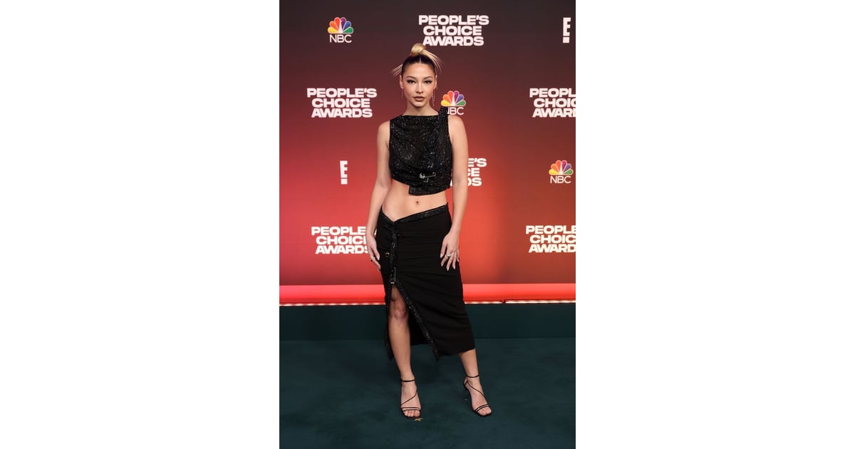Madelyn Cline's Versace Outfit at the People's Choice Awards | POPSUGAR