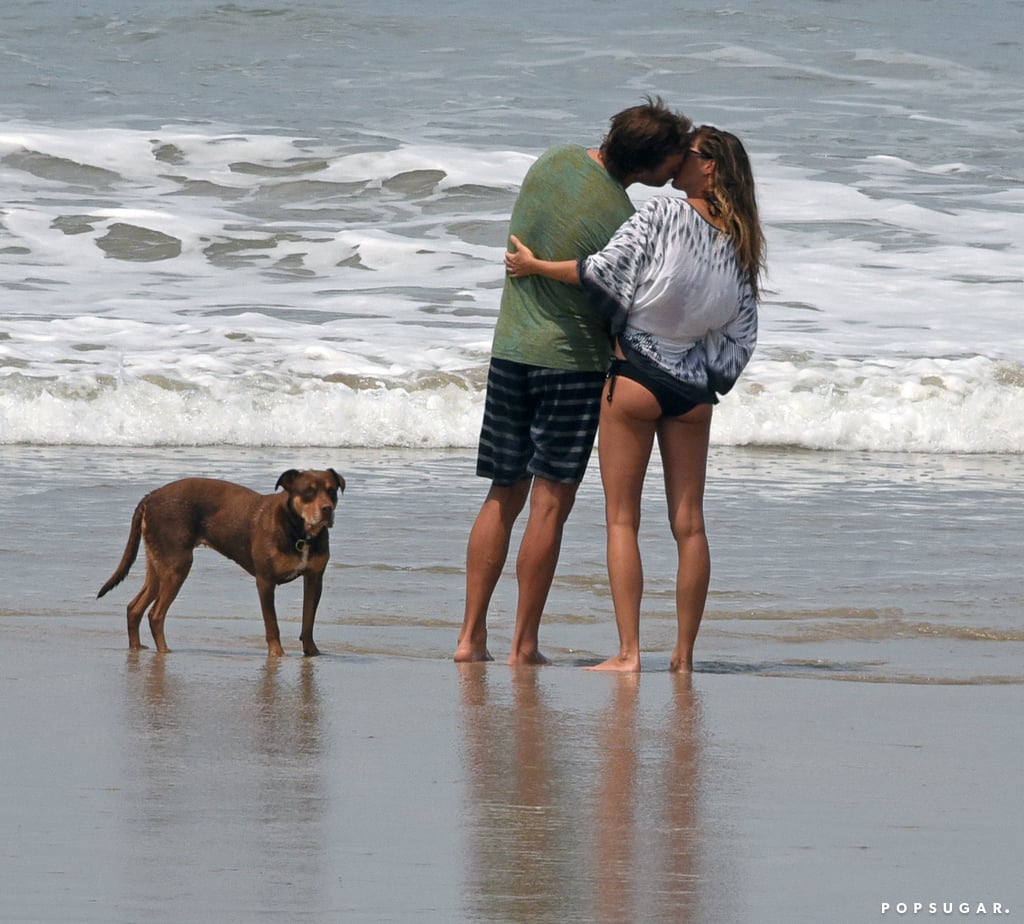 Tom Brady and Gisele Bundchen Kissing in Costa Rica 2016