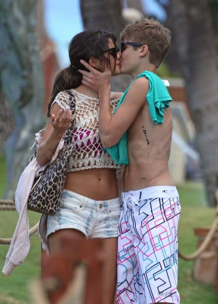 Justin and Selena had a seaside smooch in Hawaii in May 2011.
