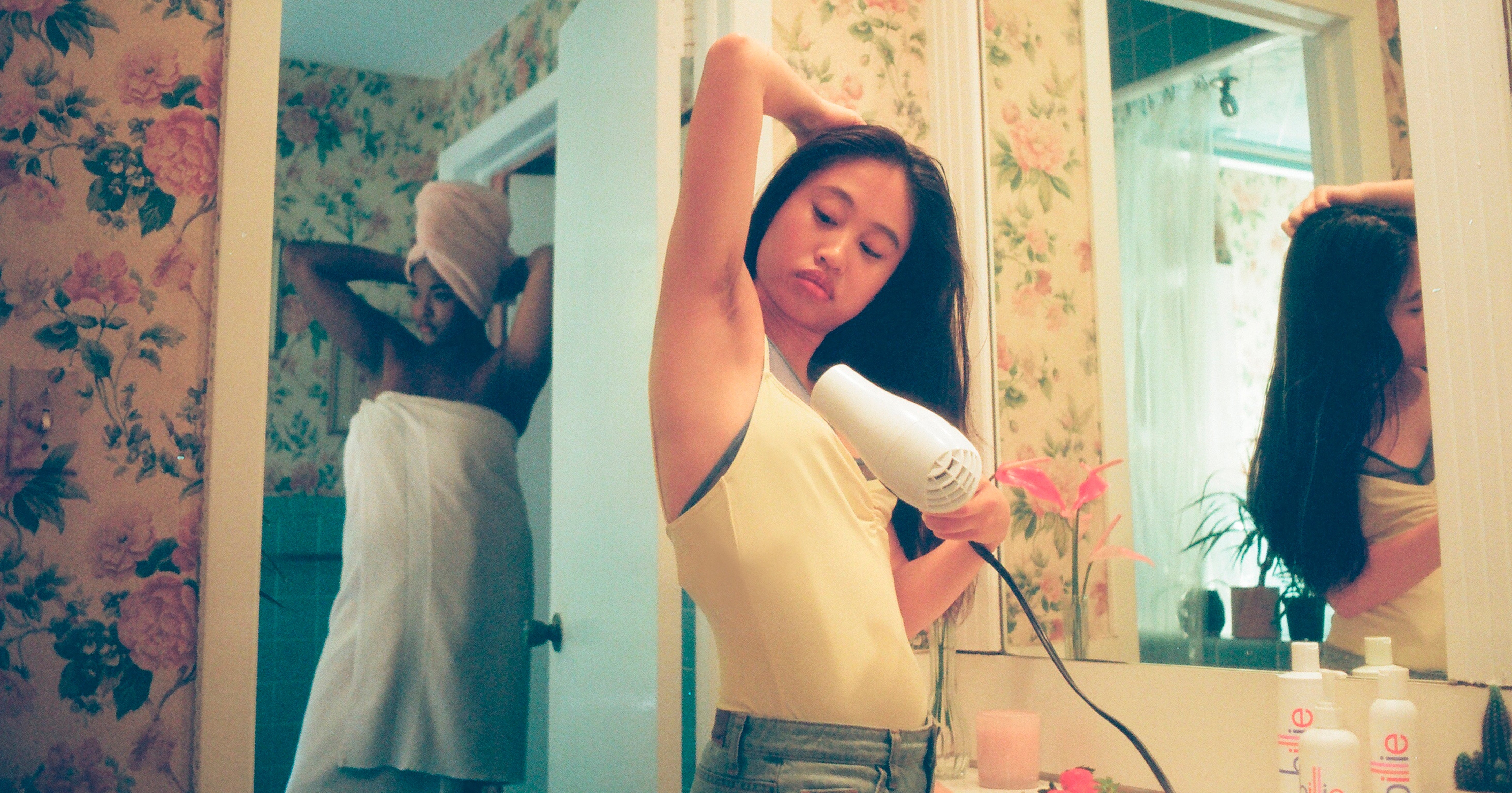 How the Pandemic Pushed Me to Accept My Body Hair | PS Beauty