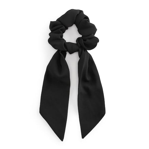 Kohl's Black Bow Scrunchie