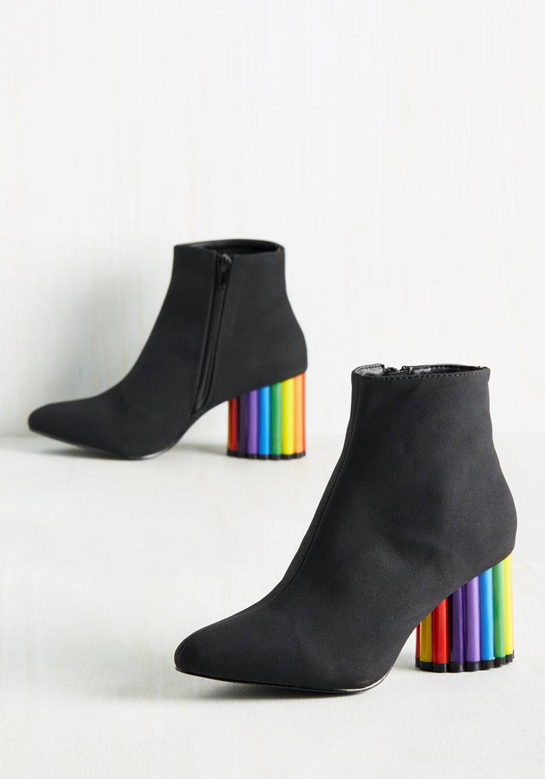 For Crayon Out Loud Booties