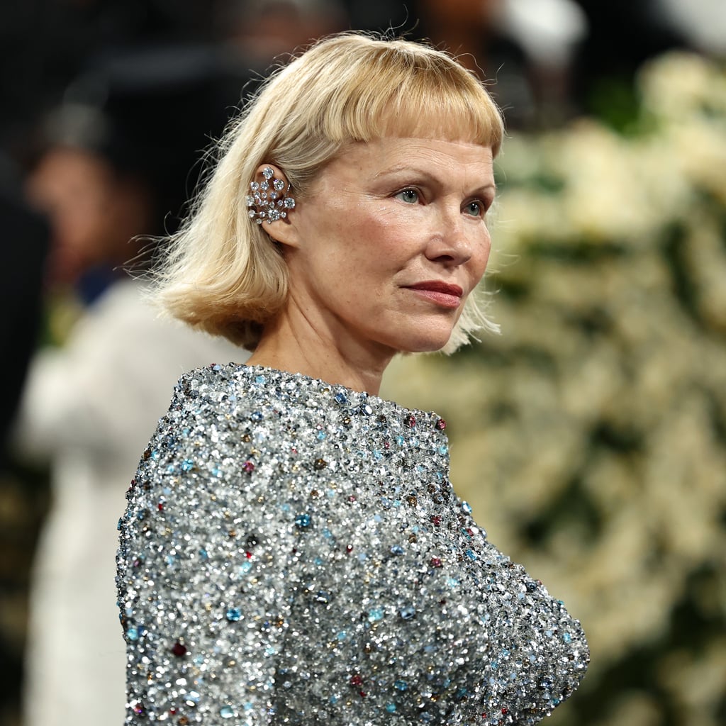 Thank You, Pamela Anderson and Zoe Saldaña, For the Haircut of the Summer