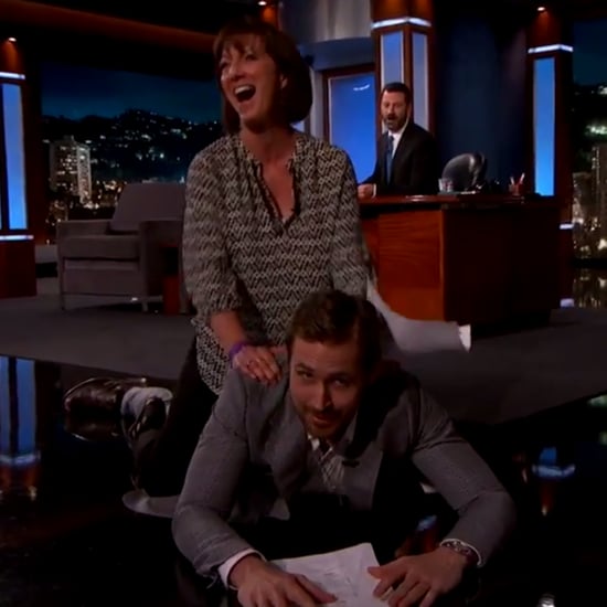 Ryan Gosling Acts Out Movie Scene With a Fan 2016