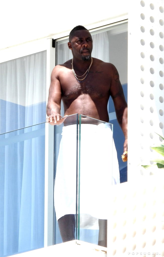 Idris Elba Shirtless Pictures In Ibiza June 2019 Popsugar Celebrity 1097