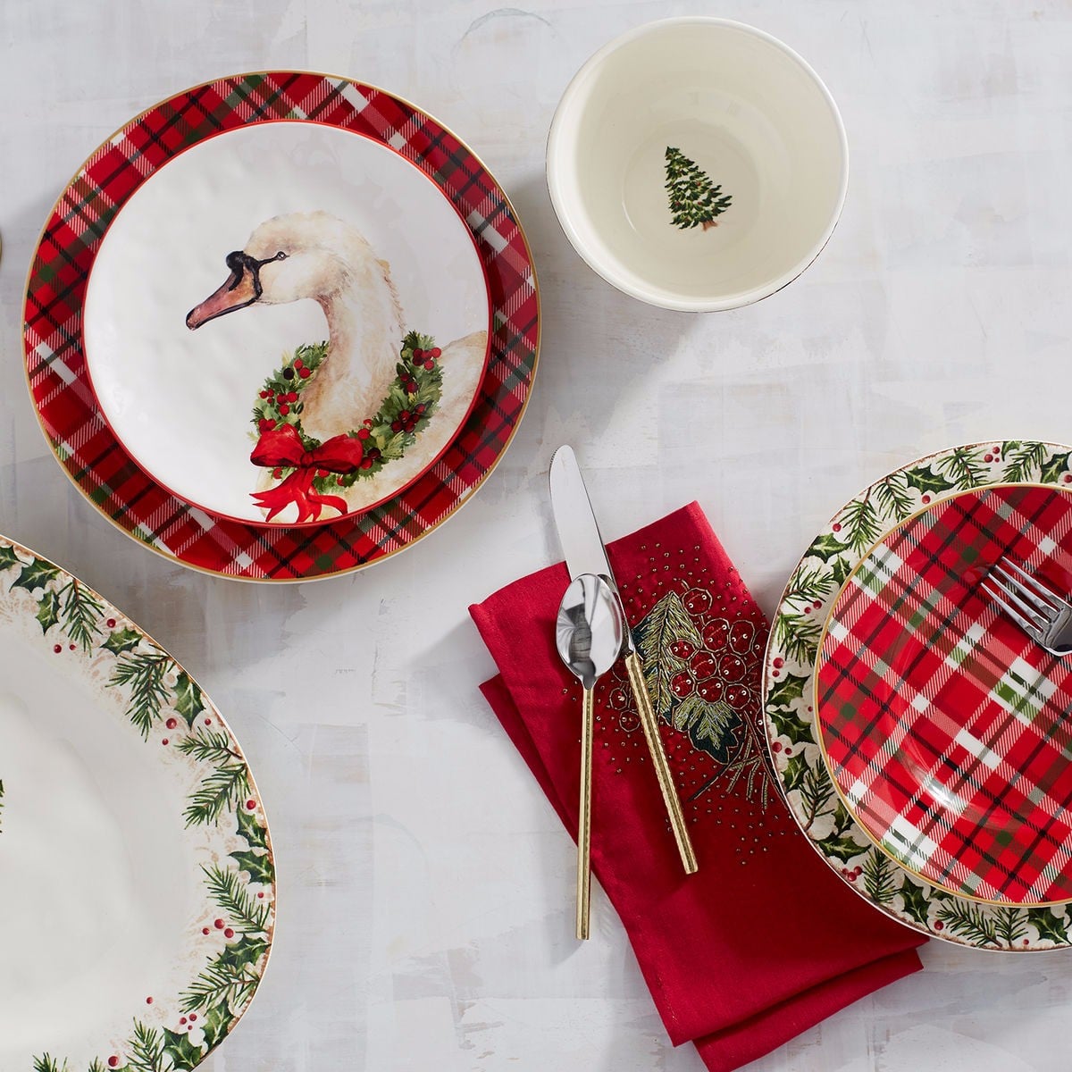 Pier one christmas plates online